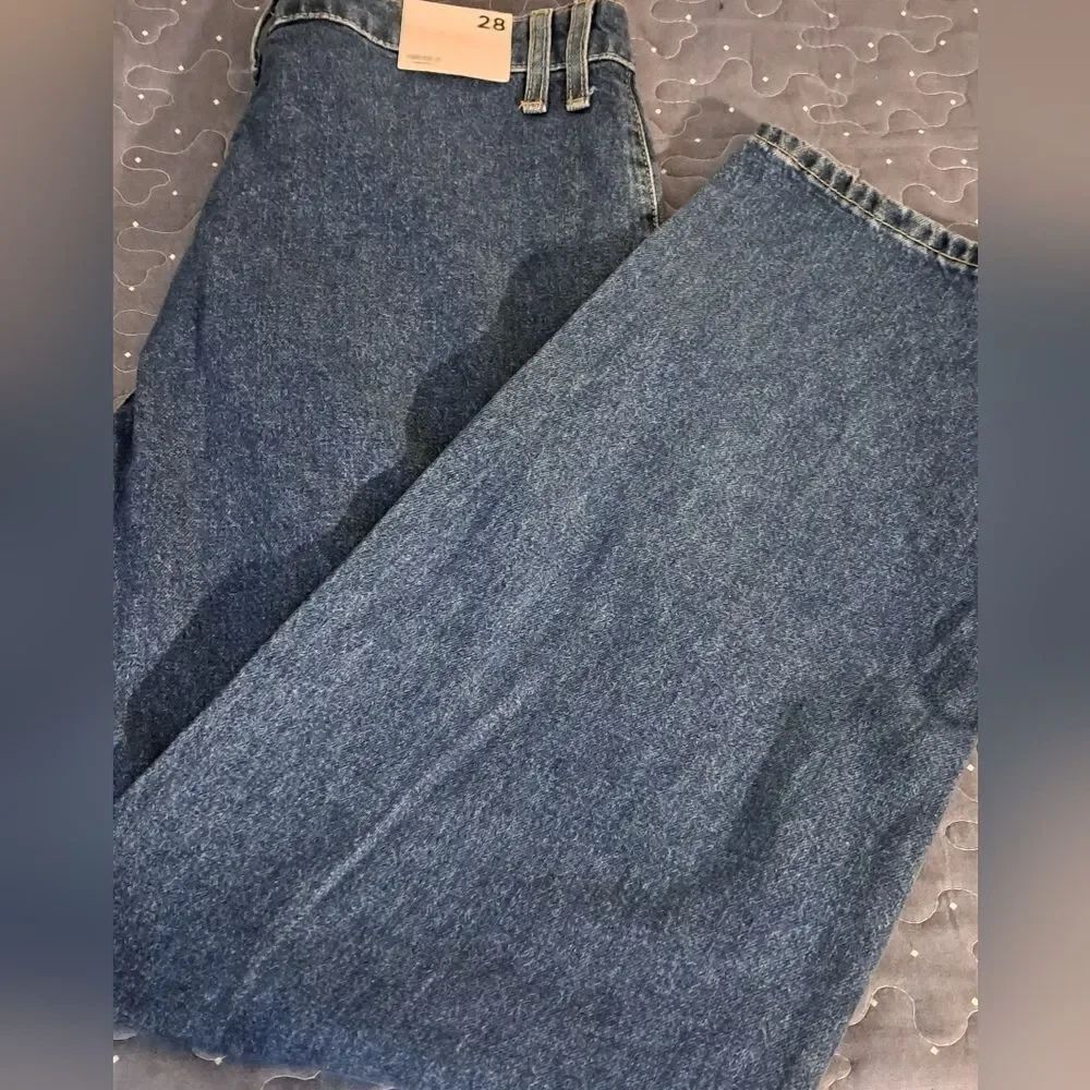 Forever 21 pleated mom jeans size 28 NWT
